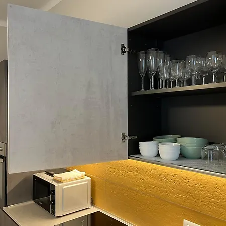 Adelasia Al Corso * 阿拉西奥