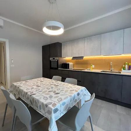 Adelasia Al Corso